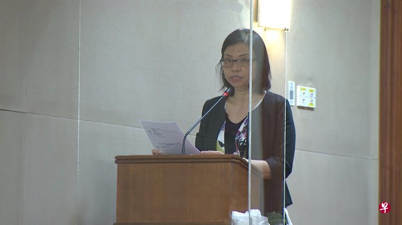 有不少雇主反映本地员工缺乏创意,冒险精神和沟通能力,而本地教育体制过度重视成绩往往被视为其中导因。——新加坡前进党非选区议员潘群勤 有不少雇主反映本地员工缺乏创意,冒险精神和沟通能力,而本地教育体制过度重视成绩往往被视为其中导因。——新加坡前进党非选区议员潘群勤