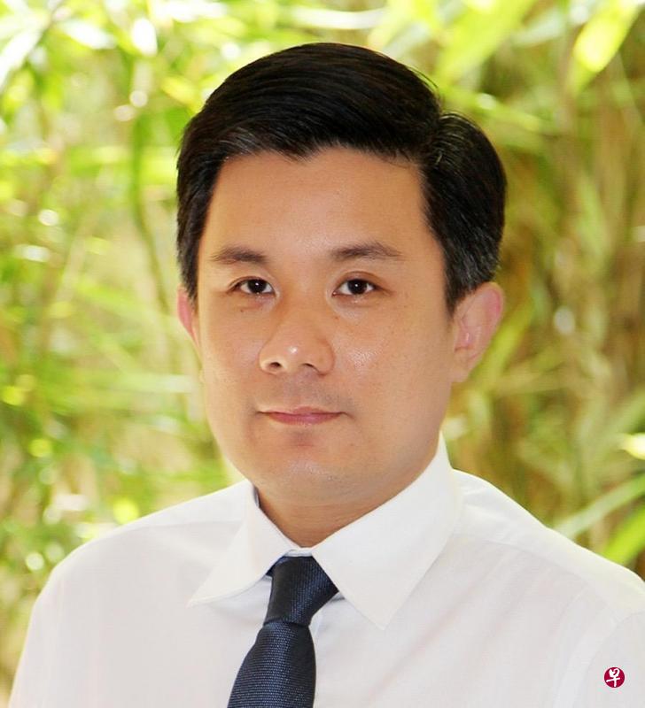 方小龙将离开掌舵七年的宏文学校出掌光华学校。(受访者提供) 方小龙将离开掌舵七年的宏文学校出掌光华学校。(受访者提供)