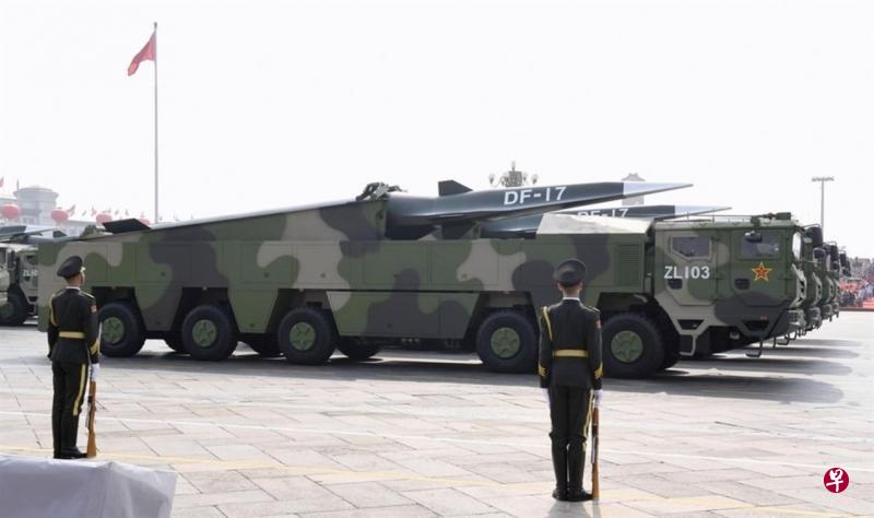 据消息人士透露,解放军已在东南沿海地区部署了最先进的“东风17”超音速导弹。(共同社) 据消息人士透露,解放军已在东南沿海地区部署了最先进的“东风17”超音速导弹。(共同社)