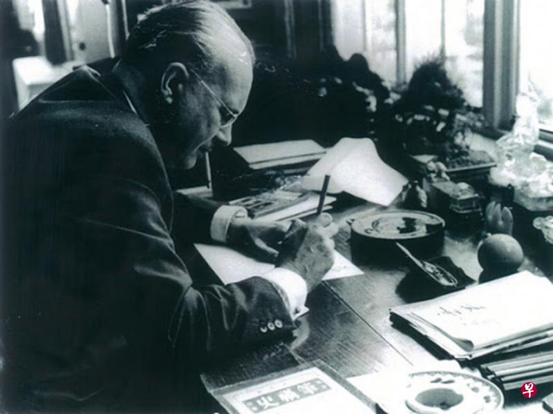 高罗佩是个兴趣广泛的汉学家,同时也是个外交官。(互联网) 高罗佩是个兴趣广泛的汉学家,同时也是个外交官。(互联网)