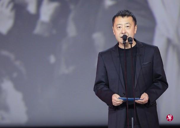 今年50岁的贾樟柯是中国知名导演,曾在威尼斯夺下金狮奖。(互联网) 今年50岁的贾樟柯是中国知名导演,曾在威尼斯夺下金狮奖。(互联网)