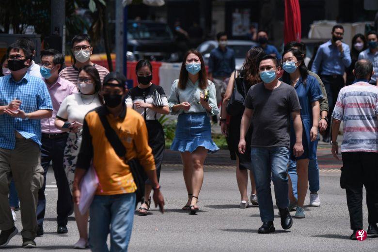 超过14万名雇主从下周四(29日)起将收到政府发放的新一轮雇佣补贴,补贴总额超过55亿元。(海峡时报) 超过14万名雇主从下周四(29日)起将收到政府发放的新一轮雇佣补贴,补贴总额超过55亿元。(海峡时报)