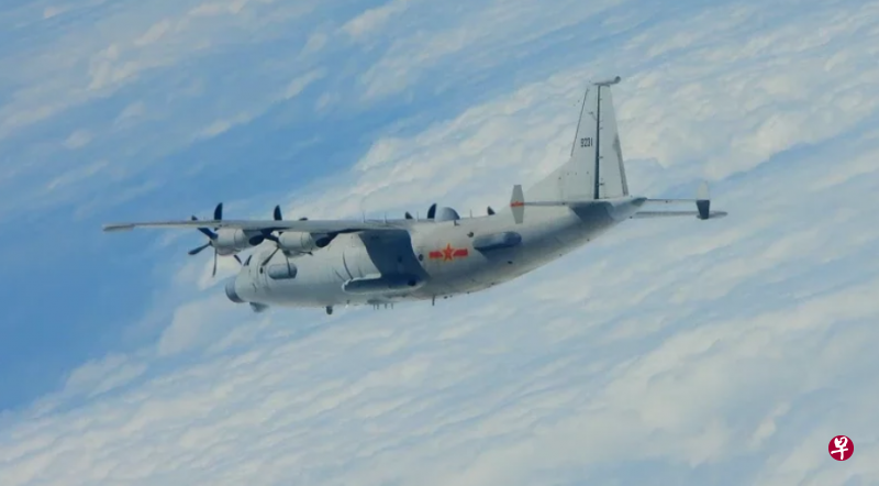 台湾空军昨天首度纪录到大陆军机唯一一款具备电子侦搜性能运8技术侦察机,拍回近照公布。(台湾国防部) 台湾空军昨天首度纪录到大陆军机唯一一款具备电子侦搜性能运8技术侦察机,拍回近照公布。(台湾国防部)