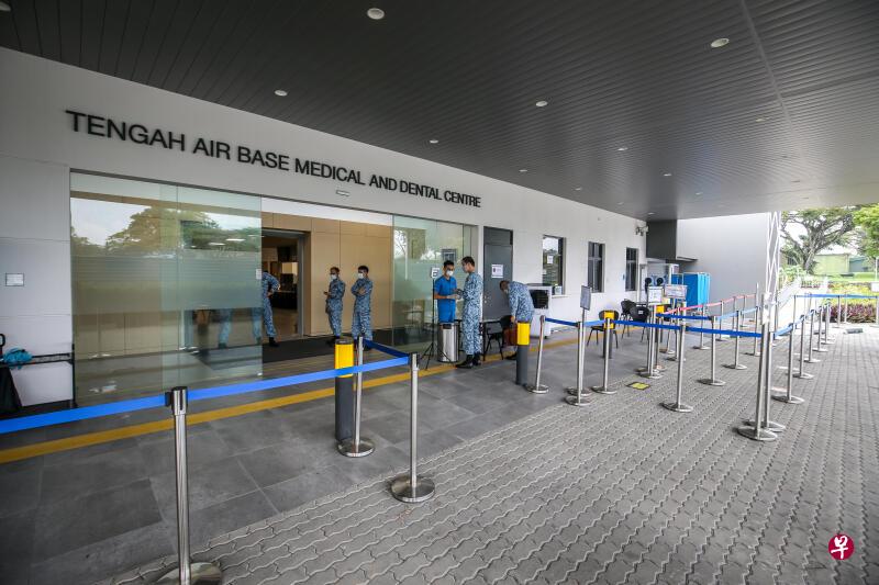 登加空军基地的新医疗中心今天由国防部高级政务部长王志豪正式主持开幕仪式。(叶振忠摄) 登加空军基地的新医疗中心今天由国防部高级政务部长王志豪正式主持开幕仪式。(叶振忠摄)
