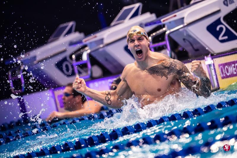 美国泳将德雷塞尔再度缔造世界纪录,在水中呐喊庆祝。(ISL提供) 美国泳将德雷塞尔再度缔造世界纪录,在水中呐喊庆祝。(ISL提供)