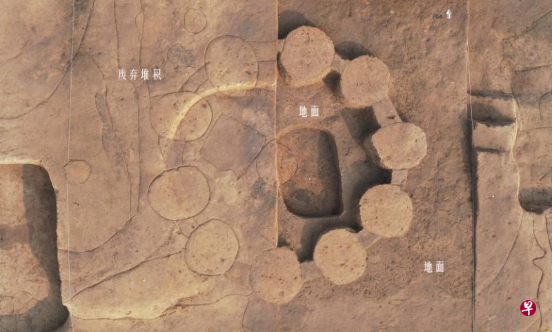 中国考古人员在河南发现了夏代早期的“粮仓城邑”。图为一处粮仓的俯拍图。(新华社) 中国考古人员在河南发现了夏代早期的“粮仓城邑”。图为一处粮仓的俯拍图。(新华社)