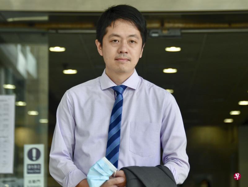 今年38岁的许智峯,在18岁左右时就已加入香港民主党并开始参与政治活动。(互联网) 今年38岁的许智峯,在18岁左右时就已加入香港民主党并开始参与政治活动。(互联网)