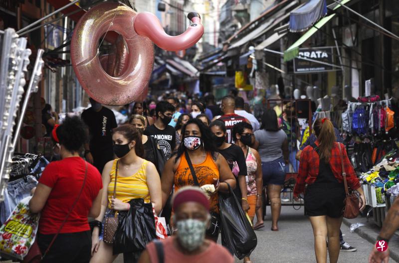 巴西里约热内卢商场将于周六至月底营业24小时,以缓解圣诞节购物人潮(路透社) 巴西里约热内卢商场将于周六至月底营业24小时,以缓解圣诞节购物人潮(路透社)
