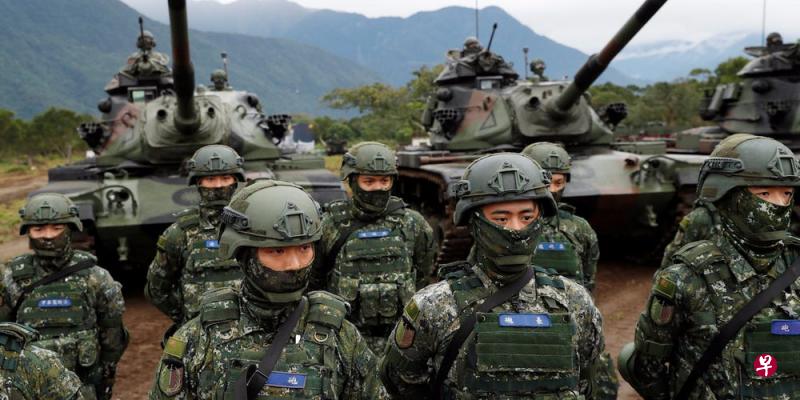 美国国务院批准向台湾出售“野战资讯通信系统”为台湾提供可移动的、安全的通讯设备,帮助台军实现军事通信现代化目标。图为台湾坦克部队的士兵。(互联网) 美国国务院批准向台湾出售“野战资讯通信系统”为台湾提供可移动的、安全的通讯设备,帮助台军实现军事通信现代化目标。图为台湾坦克部队的士兵。(互联网)