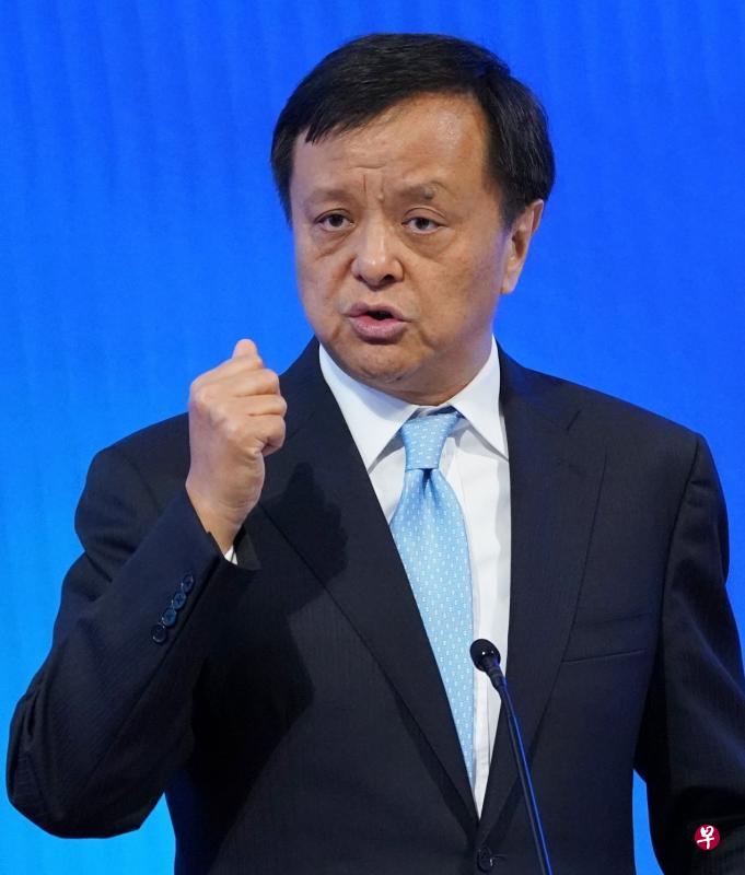 李小加从2010年1月就任香港交易所行政总裁,至今年年底卸任,任期11年,是港交所任期最长的行政总裁。(中新社) 李小加从2010年1月就任香港交易所行政总裁,至今年年底卸任,任期11年,是港交所任期最长的行政总裁。(中新社)
