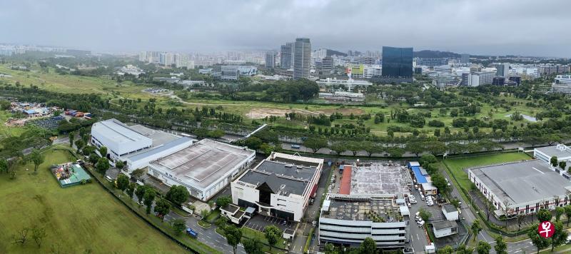 为了兴建新隆高铁，包括裕廊乡村俱乐部在内的地段被政府征用。（邝启聪摄）