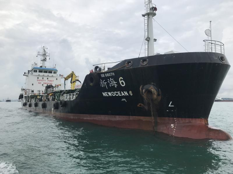 添油船新海6号又有五名船员确诊冠病,另有一名新增社区病例在同一艘船工作。(取自usmships.com) 添油船新海6号又有五名船员确诊冠病,另有一名新增社区病例在同一艘船工作。(取自usmships.com)