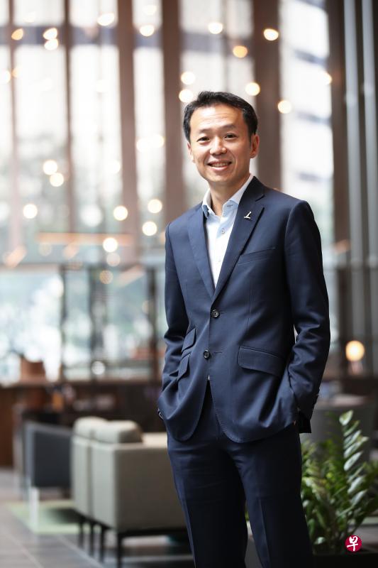 凯德集团首席执行官李志勤说,冠病疫情让他深切感受到人算不如天算,但疫情同时让他和领导团队凝聚力更强,更有信心执梦前行。(蔡家增摄) 凯德集团首席执行官李志勤说,冠病疫情让他深切感受到人算不如天算,但疫情同时让他和领导团队凝聚力更强,更有信心执梦前行。(蔡家增摄)