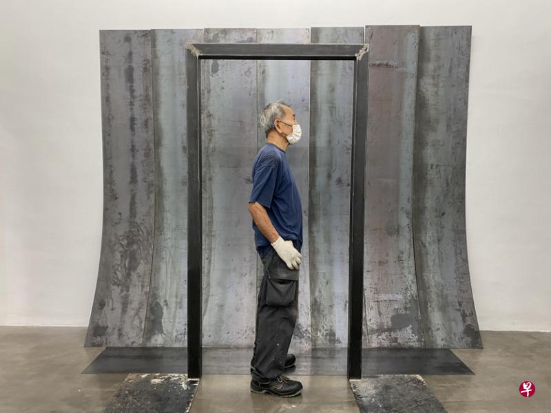 当代艺术家唐大雾的最新个展“寸心寸铁寸心”以生铁创作装置艺术。(主办方提供) 当代艺术家唐大雾的最新个展“寸心寸铁寸心”以生铁创作装置艺术。(主办方提供)