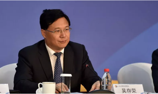 原重庆市委常委、常务副市长吴存荣出任中共重庆市委副书记。(互联网) 原重庆市委常委、常务副市长吴存荣出任中共重庆市委副书记。(互联网)