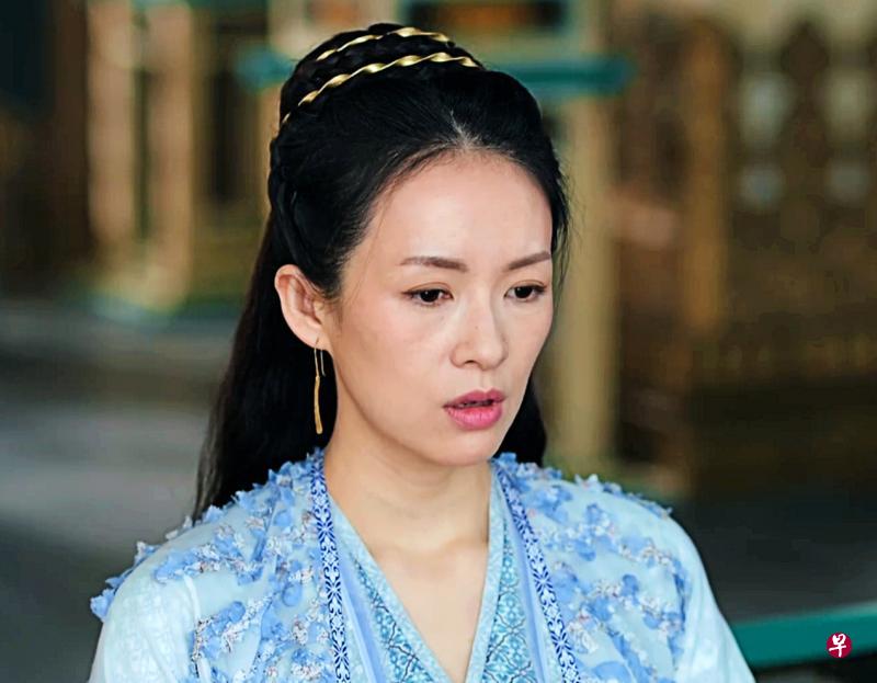 年近40岁的章子怡演出15岁少女成讨论焦点。(互联网) 年近40岁的章子怡演出15岁少女成讨论焦点。(互联网)