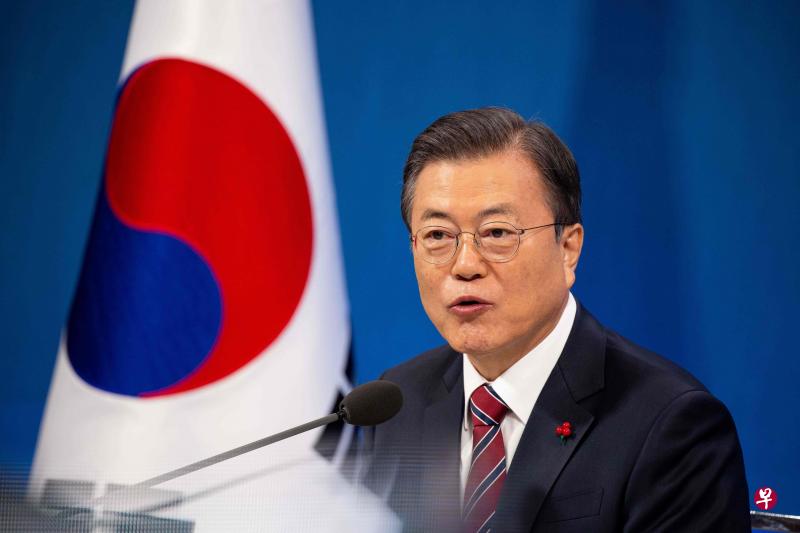 韩国总统文在寅周四将在青瓦台接见美国国务卿布林肯和国防部长奥斯汀。(法新社) 韩国总统文在寅周四将在青瓦台接见美国国务卿布林肯和国防部长奥斯汀。(法新社)