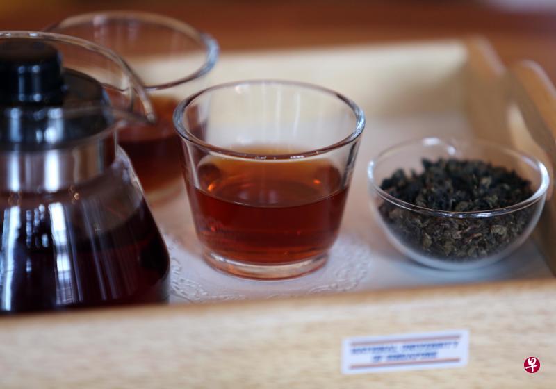 吃肉干不宜搭配茶叶泡的茶。(档案照) 吃肉干不宜搭配茶叶泡的茶。(档案照)