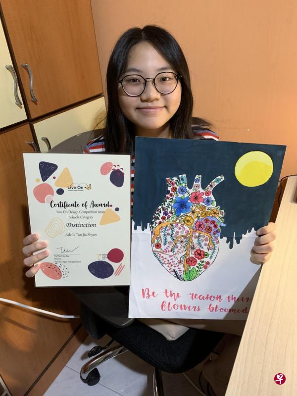 陈嘉萱透露,自己靠“视觉”学习,因此会勤做笔记与思维导图,以不同颜色的笔记区分。(受访者提供) 陈嘉萱透露,自己靠“视觉”学习,因此会勤做笔记与思维导图,以不同颜色的笔记区分。(受访者提供)