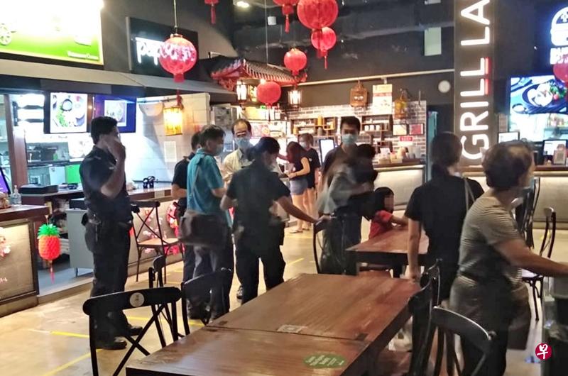 6岁女童失踪惊动警方到场,女童最终被寻获。(受访者提供) 6岁女童失踪惊动警方到场,女童最终被寻获。(受访者提供)