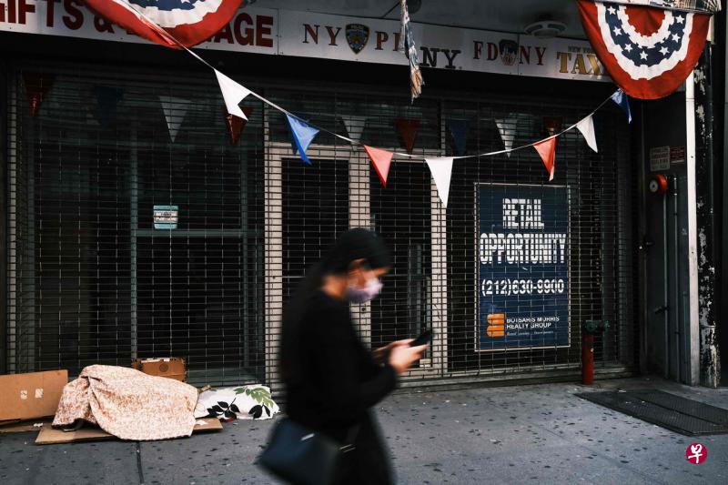 美国劳工部星期四(4日)发布的数据显示,截至1月30日的一周,首次申请常规州失业金的人数下降了3.3万至77.9万人,创11月以来的最低水平。(法新社) 美国劳工部星期四(4日)发布的数据显示,截至1月30日的一周,首次申请常规州失业金的人数下降了3.3万至77.9万人,创11月以来的最低水平。(法新社)