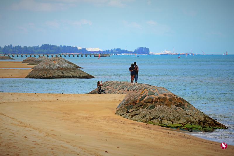 气候变化是新加坡生死攸关的课题。作为岛国,我们面临实实在在的海平面上升的威胁。(档案照) 气候变化是新加坡生死攸关的课题。作为岛国,我们面临实实在在的海平面上升的威胁。(档案照)