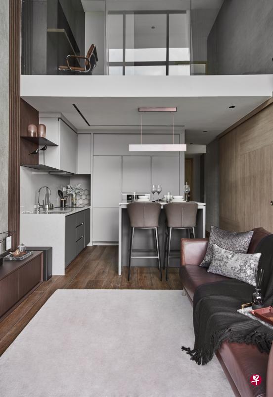 全地毯的卧房和阁楼是这间公寓最独特之处。(19Eightythree提供) 全地毯的卧房和阁楼是这间公寓最独特之处。(19Eightythree提供)