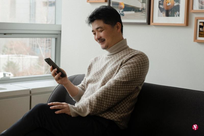 KakaoTalk通讯App创办人金范洙,允诺捐出一半身家。(法新社) KakaoTalk通讯App创办人金范洙,允诺捐出一半身家。(法新社)