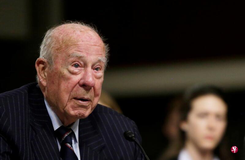 美国前国务卿舒尔茨近日以百岁高龄逝世,世人所失去的不只是又一位人瑞,也是一位德高望重的外交家。(路透社档案照) 美国前国务卿舒尔茨近日以百岁高龄逝世,世人所失去的不只是又一位人瑞,也是一位德高望重的外交家。(路透社档案照)