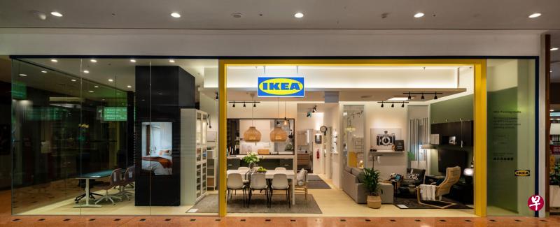 宜家在裕廊坊打造65平方米的新加坡组屋,图中客厅、饭厅、厨房全使用宜家家具装潢。(宜家与Livspace提供) 宜家在裕廊坊打造65平方米的新加坡组屋,图中客厅、饭厅、厨房全使用宜家家具装潢。(宜家与Livspace提供)