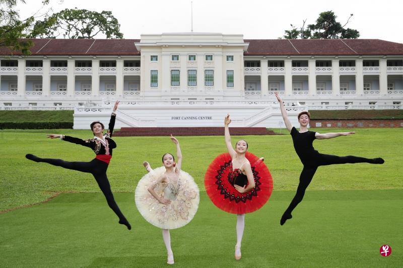 郑钧鸿(左起)、林宇涵、林恩仪、袁明,是本地芭蕾舞坛的未来新星。(蔡家增摄) 郑钧鸿(左起)、林宇涵、林恩仪、袁明,是本地芭蕾舞坛的未来新星。(蔡家增摄)