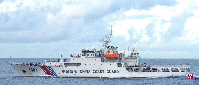 中国海警船连续第二天进入钓鱼岛周边海域。(共同社) 中国海警船连续第二天进入钓鱼岛周边海域。(共同社)