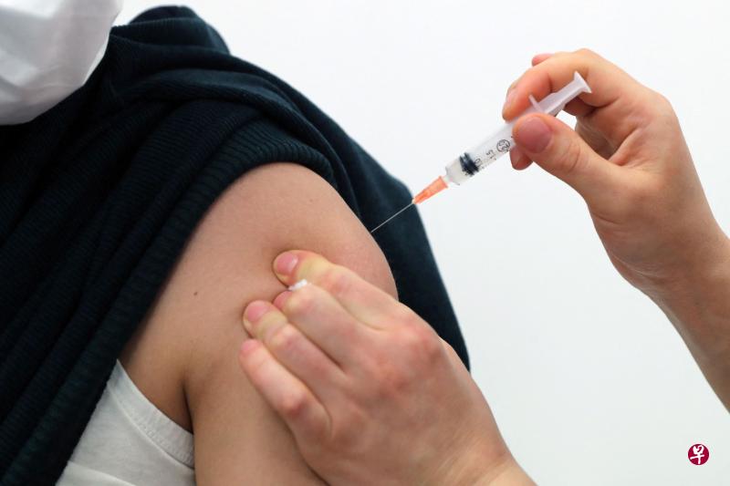 菲律宾3月1日正式启动冠病疫苗接种。(法新社) 菲律宾3月1日正式启动冠病疫苗接种。(法新社)