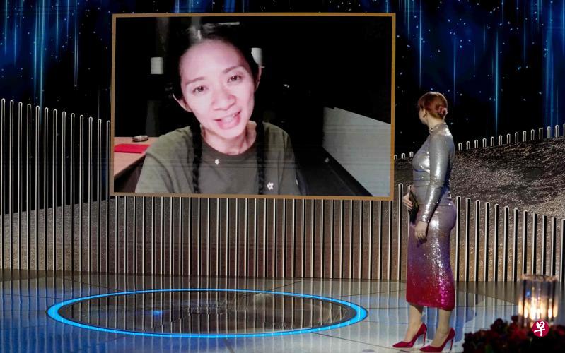 赵婷在美国时间2月28日以线上方式,在金球奖颁奖典礼上发表得奖感言。(法新社/NBCUniversal) 赵婷在美国时间2月28日以线上方式,在金球奖颁奖典礼上发表得奖感言。(法新社/NBCUniversal)