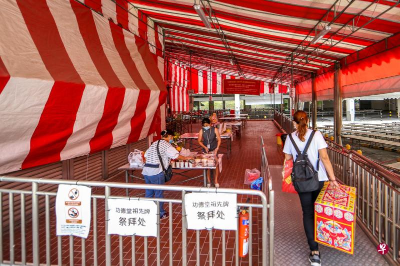 光明山普觉禅寺的清明祭祖名额会提前三周开放预约,昨晚开放的3月27日所有时段已约满。(档案照) 光明山普觉禅寺的清明祭祖名额会提前三周开放预约,昨晚开放的3月27日所有时段已约满。(档案照)