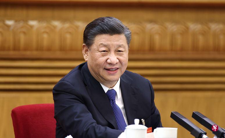 习近平前天(5日)参加内蒙古代表团审议,提出“对存量腐败零容忍”的观点,并严词告诫干部官员“这个账总是要算的”,预示这场“倒查”反腐风波还会继续。(新华社) 习近平前天(5日)参加内蒙古代表团审议,提出“对存量腐败零容忍”的观点,并严词告诫干部官员“这个账总是要算的”,预示这场“倒查”反腐风波还会继续。(新华社)