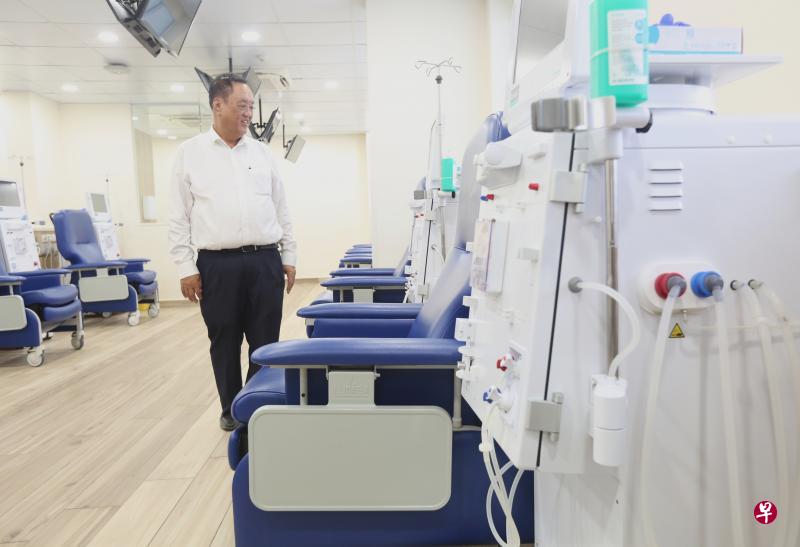 刘氏基金会捐赠的200万元善款,大部分用于添购和更换洗肾机,基金会主席刘智评希望基金会为弱势群体带来实际而深远的帮助,减轻长期护理的负担。(庄耿闻摄) 刘氏基金会捐赠的200万元善款,大部分用于添购和更换洗肾机,基金会主席刘智评希望基金会为弱势群体带来实际而深远的帮助,减轻长期护理的负担。(庄耿闻摄)