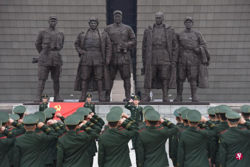 作者认为,中共的正统意识形态正经受两个张力:左右之间、马克思主义与中华文化传统之间。(路透社) 作者认为,中共的正统意识形态正经受两个张力:左右之间、马克思主义与中华文化传统之间。(路透社)