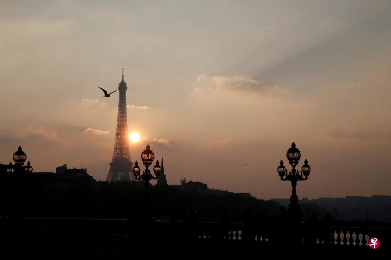 法国周四(11日)宣布放宽包括英国在内,七个欧盟以外国家的旅行限制。(路透社) 法国周四(11日)宣布放宽包括英国在内,七个欧盟以外国家的旅行限制。(路透社)