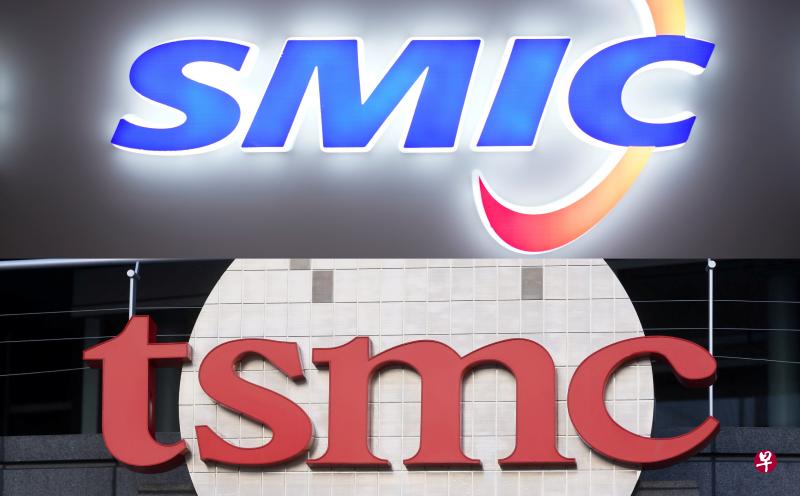 中芯国际(上图)据报在14纳米制程工艺良品率已追上台积电(下图)。(路透社档案图) 中芯国际(上图)据报在14纳米制程工艺良品率已追上台积电(下图)。(路透社档案图)