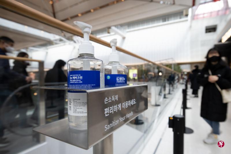 韩国较前一天零时新增确诊病例488起,累计确诊9万4686起。(彭博社) 韩国较前一天零时新增确诊病例488起,累计确诊9万4686起。(彭博社)