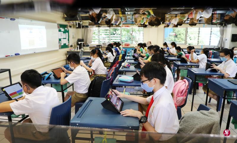 不少教师向作者反映,希望能降低班上的学生人数,让他们更专注于提升教学品质。(档案照) 不少教师向作者反映,希望能降低班上的学生人数,让他们更专注于提升教学品质。(档案照)