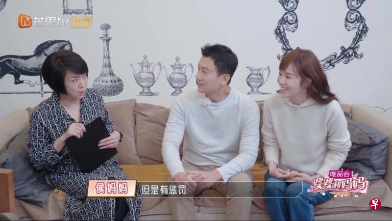 侯佩岑（右）带妈妈林月云（左）、老公黄伯俊上《婆婆与妈妈2》节目，惹来漫天风雨。（互联网）