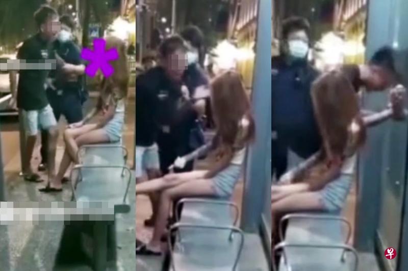 左图:男子突然掌掴文身女子,一旁的警员迅速把男子拉开。中:文身女子指着膝盖,相信是意指男子弄伤她,令男子情绪更激动,多次掌掴自己。右:男子期间一度用头猛撞巴士站的告示板和凳子,被捕前还大嚷:“你懂我妈妈是谁吗?” (视频截图) 左图:男子突然掌掴文身女子,一旁的警员迅速把男子拉开。中:文身女子指着膝盖,相信是意指男子弄伤她,令男子情绪更激动,多次掌掴自己。右:男子期间一度用头猛撞巴士站的告示板和凳子,被捕前还大嚷:“你懂我妈妈是谁吗?” (视频截图)
