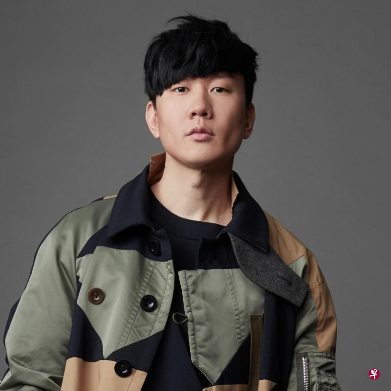 林俊杰宣布今天发行首张英语EP及6月初举行售票线上演出。(面簿图) 林俊杰宣布今天发行首张英语EP及6月初举行售票线上演出。(面簿图)