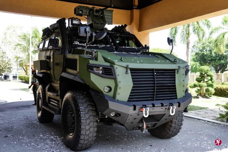 马来西亚国产的“狼蛛”高机动装甲车目前只有两辆,负责研发及生产的公司说,有能力每年产出40辆。(光华日报) 马来西亚国产的“狼蛛”高机动装甲车目前只有两辆,负责研发及生产的公司说,有能力每年产出40辆。(光华日报)