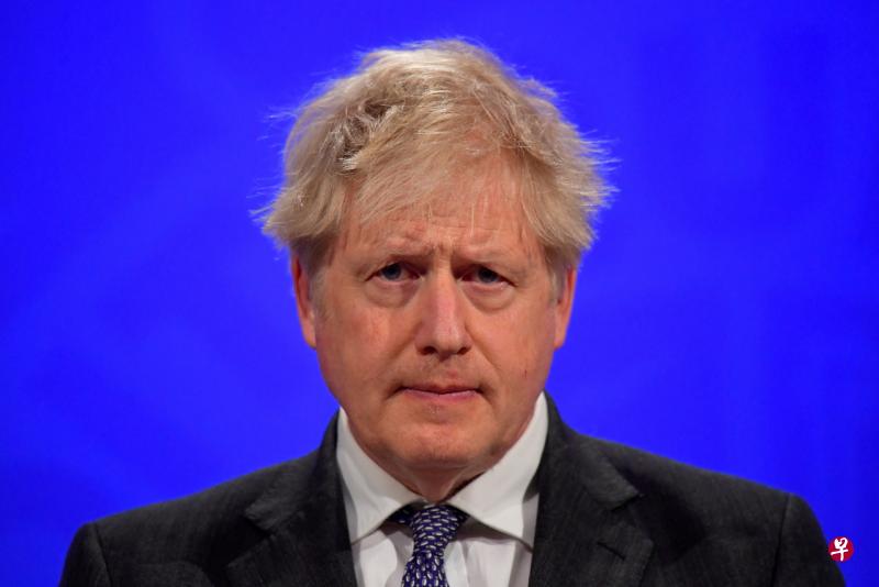 英国首相约翰逊周四说,在一次大战中,非洲、亚洲、加勒比海和中东地区的人民为英国做出巨大的贡献,英联邦战争公墓委员会的调查发现令他“深感不安”。(路透社) 英国首相约翰逊周四说,在一次大战中,非洲、亚洲、加勒比海和中东地区的人民为英国做出巨大的贡献,英联邦战争公墓委员会的调查发现令他“深感不安”。(路透社)