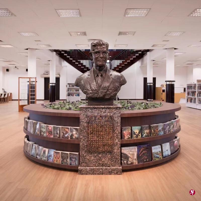 为了纪念李光前博士对华中的贡献,图书馆以他的名字命名。(沈恒毅提供) 为了纪念李光前博士对华中的贡献,图书馆以他的名字命名。(沈恒毅提供)