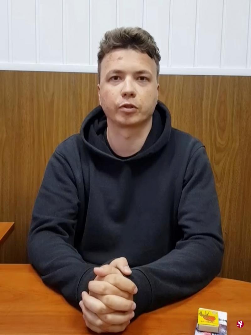 普罗塔塞维奇在视频中身穿深色运动衫,双手紧握。他说自己身体健康,驳斥社交媒体指他心脏有问题的报道。(路透社) 普罗塔塞维奇在视频中身穿深色运动衫,双手紧握。他说自己身体健康,驳斥社交媒体指他心脏有问题的报道。(路透社)