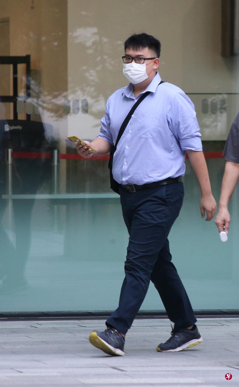 被告陈万德为得到性爱视频,游说13岁少女卖淫,如今面对牢狱之灾。(唐家鸿摄) 被告陈万德为得到性爱视频,游说13岁少女卖淫,如今面对牢狱之灾。(唐家鸿摄)